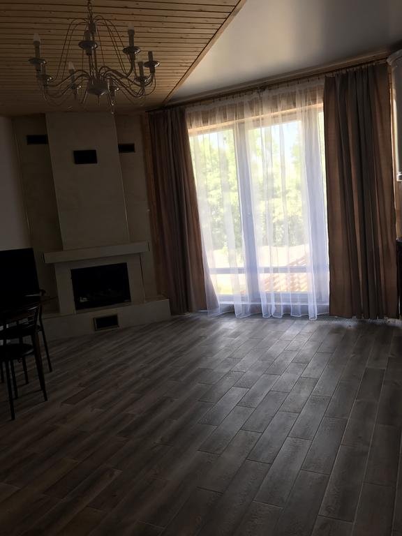 Гостиница Guest house at Makedonskogo street Симферополь